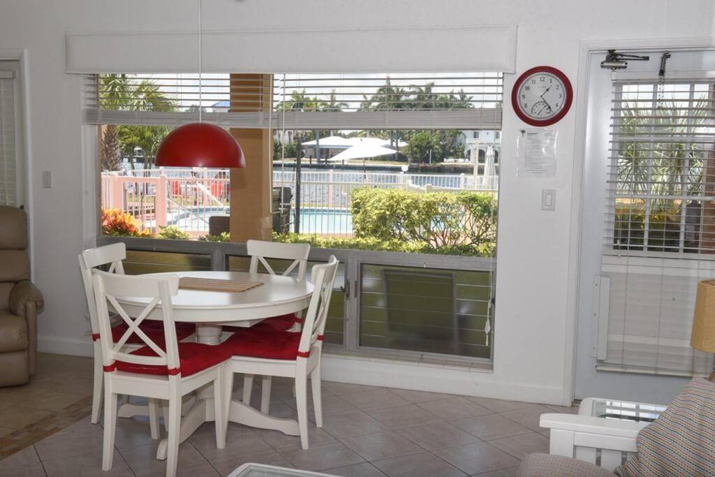 Aloha Condominium On The Intracoastal-Walk To The Beach Pompano Beach Bagian luar foto