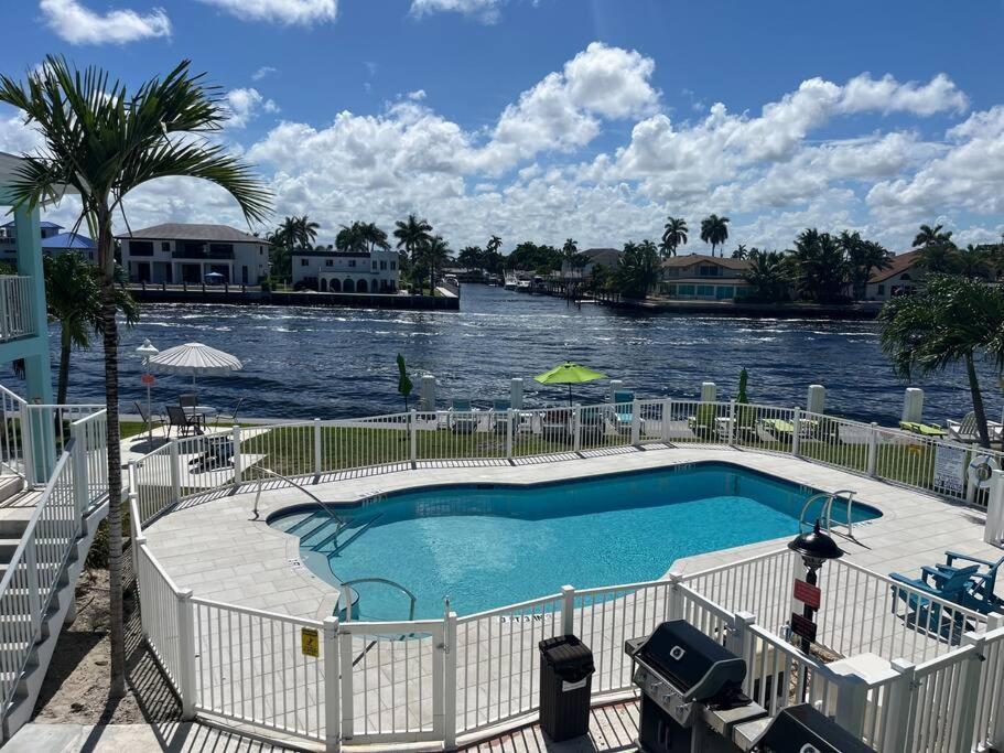 Aloha Condominium On The Intracoastal-Walk To The Beach Pompano Beach Bagian luar foto